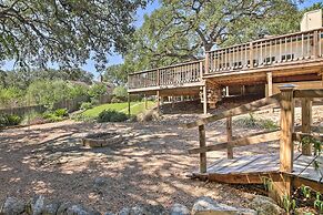 Family-friendly San Antonio Home w/ Hot Tub & Deck