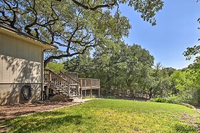 Family-friendly San Antonio Home w/ Hot Tub & Deck