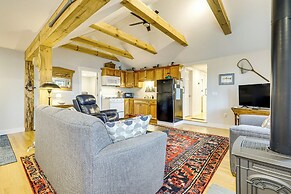New London Cottage w/ Grill, Lake & Beach Access