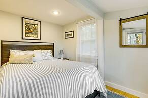 New London Cottage w/ Grill, Lake & Beach Access