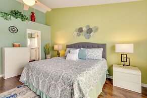 Kissimmee Condo w/ Private Porch < 7 Mi to Disney!