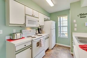 Kissimmee Condo w/ Private Porch < 7 Mi to Disney!