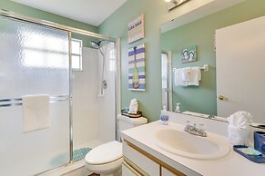 Kissimmee Condo w/ Private Porch < 7 Mi to Disney!