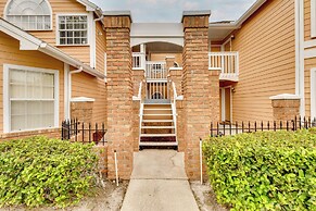 Kissimmee Condo w/ Private Porch < 7 Mi to Disney!