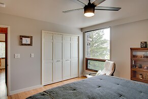 Chic Boulder Mountain Home w/ Hot Tub + Views