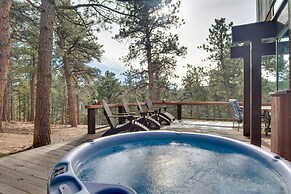 Chic Boulder Mountain Home w/ Hot Tub + Views