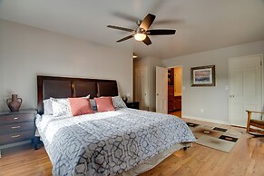 Chic Boulder Mountain Home w/ Hot Tub + Views