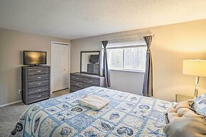 Charming Columbus Home ~ 7 Mi to Ohio State!