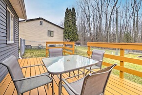 Charming Columbus Home ~ 7 Mi to Ohio State!