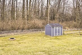 Charming Columbus Home ~ 7 Mi to Ohio State!