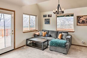 Alaskan Mountain Gem With Private Hot Tub & Gym!