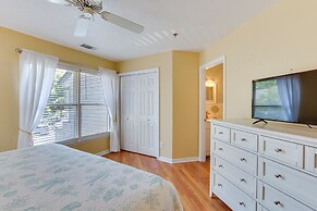 Walk to Forest Beach: Hilton Head Getaway!