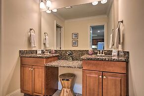 Dauphin Island Condo w/ Pool, Balcony & Ocean View