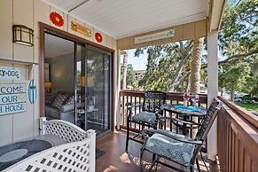 Walk to Coligny Beach Park: Family-friendly Villa