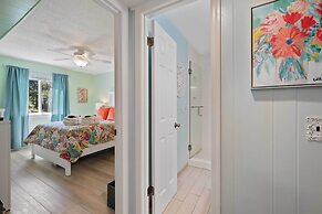 Walk to Coligny Beach Park: Family-friendly Villa