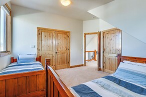 Dtwn Frisco Home w/ Mtn View, 11 Mi to Ski Breck!