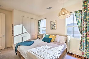 Lakefront Indio Villa: Private Pool & On-site Golf