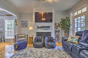 Stunning Views & Waterfront Fun: Aloe Bay Home