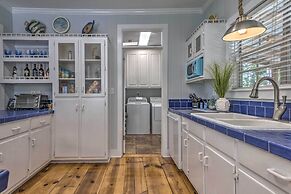 Stunning Views & Waterfront Fun: Aloe Bay Home