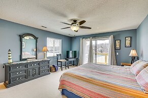 Large Balcony w/ View: Lakefront Osage Beach Condo