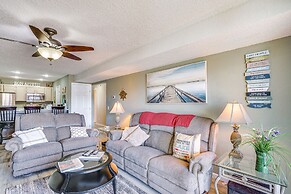 Large Balcony w/ View: Lakefront Osage Beach Condo