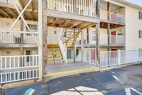 Large Balcony w/ View: Lakefront Osage Beach Condo