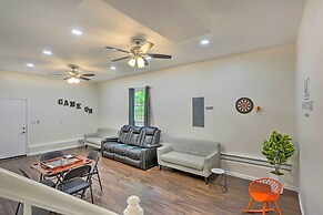 Hot Tub & 2 Game Rooms: Family Poconos Getaway!