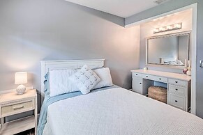 Poolside Paradise w/ Tropical Hut in Palm Beach