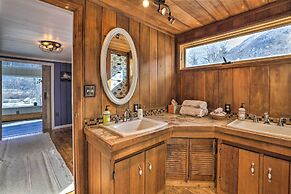 Lake Cabin w/ King Bed, Foodie Kitchen, & Views