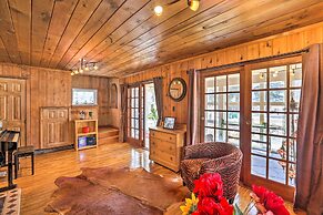 Lake Cabin w/ King Bed, Foodie Kitchen, & Views