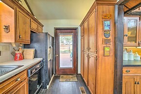 Authentic Retreat w/ Private Dock on Coosa River!