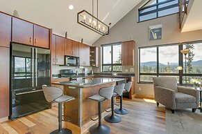 Fraser House w/ Mtn Views Near Winter Park!