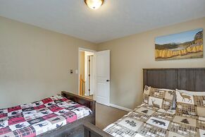 Ski-in Retreat w/ Pool Access: 2 Blocks to Main St