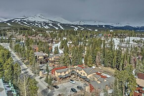 Ski-in Retreat w/ Pool Access: 2 Blocks to Main St