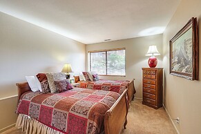 1 Mi to Lake Tahoe: Home w/ Hot Tub & Decks