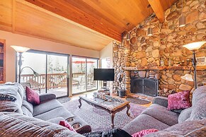 1 Mi to Lake Tahoe: Home w/ Hot Tub & Decks