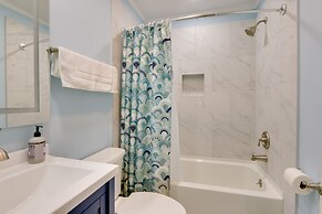 Walk to Pool & Beach: Hilton Head Island Condo!