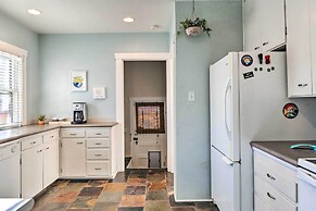 Cozy Denver Home w/ Full Kitchen: 4 Mi to Downtown