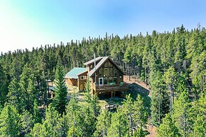 Secluded Fairplay Home w/ Hot Tub & Mountain Views