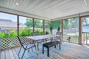 Idyllic Pasadena Retreat With Garden + Hot Tub!