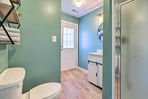 Idyllic Pasadena Retreat With Garden + Hot Tub!