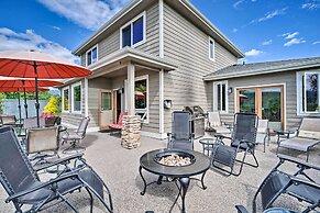 Lake Chelan Home w/ Boat Dock & Slip