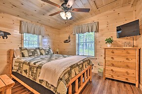 Secluded Mountain Cabin in Wardensville!