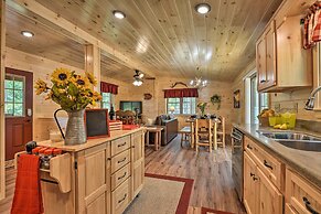 Secluded Mountain Cabin in Wardensville!