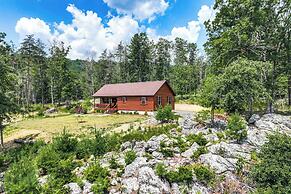 Secluded Mountain Cabin in Wardensville!