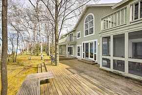 Gorgeous Charlevoix Home on Lake Michigan!