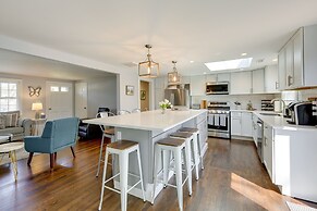 2 Mi to Craigville Beach: Hyannis Home w/ Deck