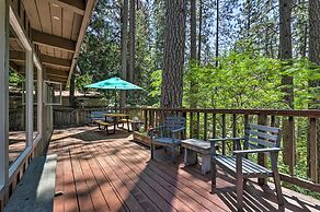 Loch Lomond Cabin w/ Hot Tub, Near Wineries!