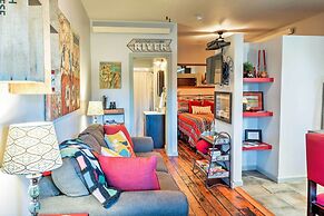 Walkable Studio Apartment in Downtown Livingston!