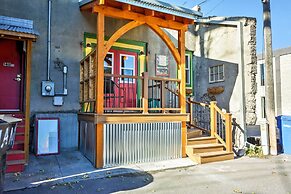 Walkable Studio Apartment in Downtown Livingston!